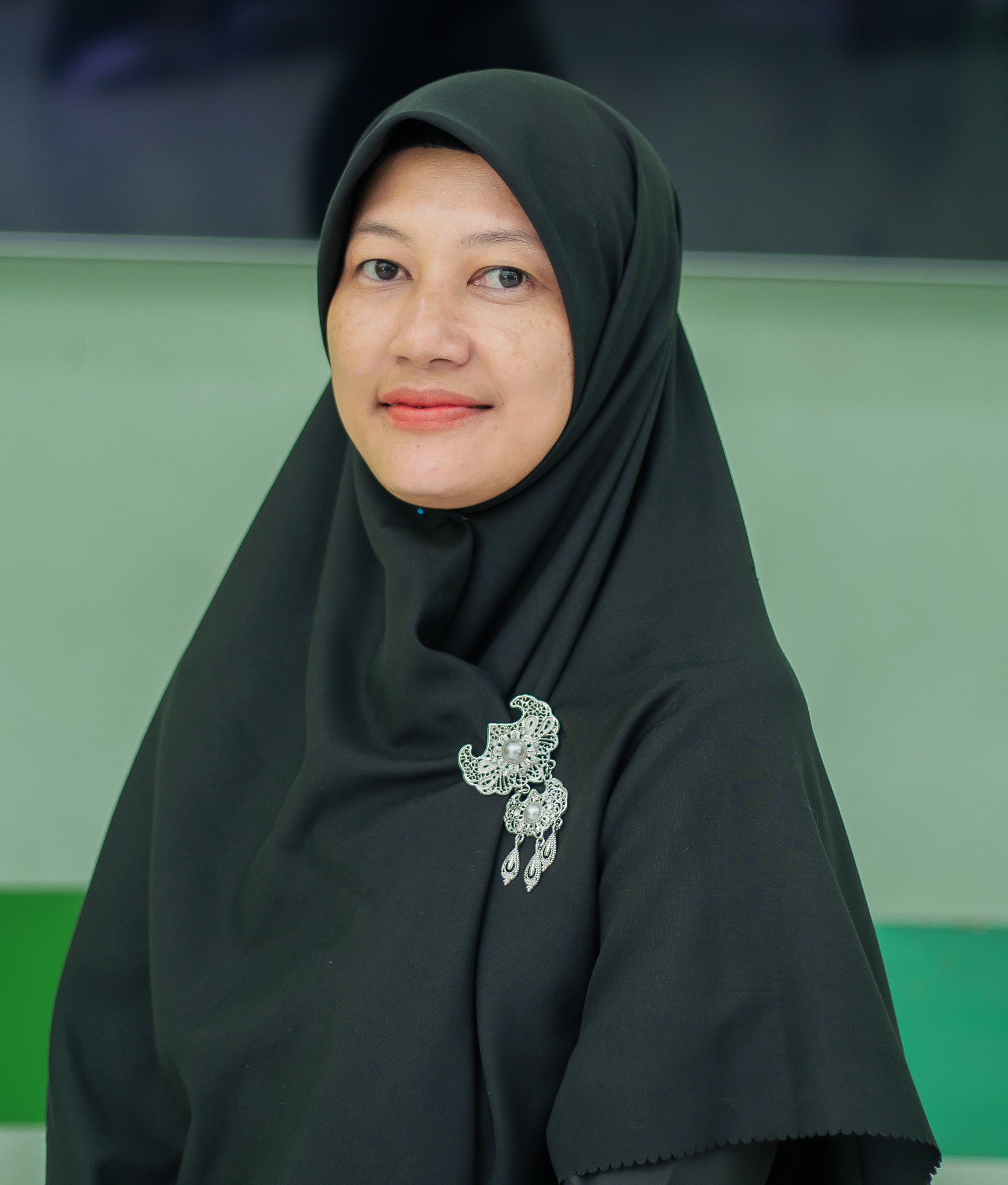 Dwi Wahyu Utami, S.E., Gr.