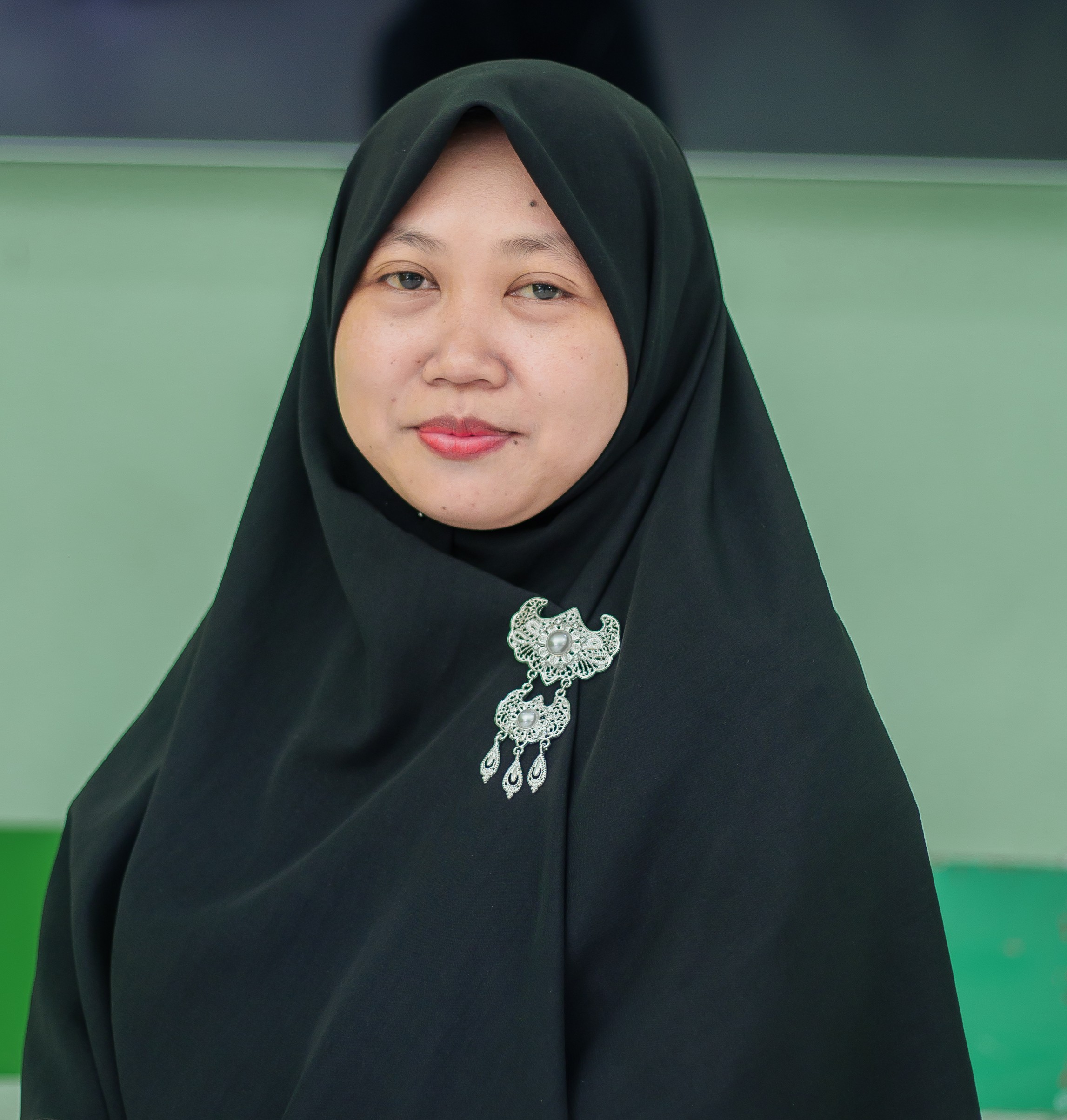 Mardiyah, S.Pd., Gr.